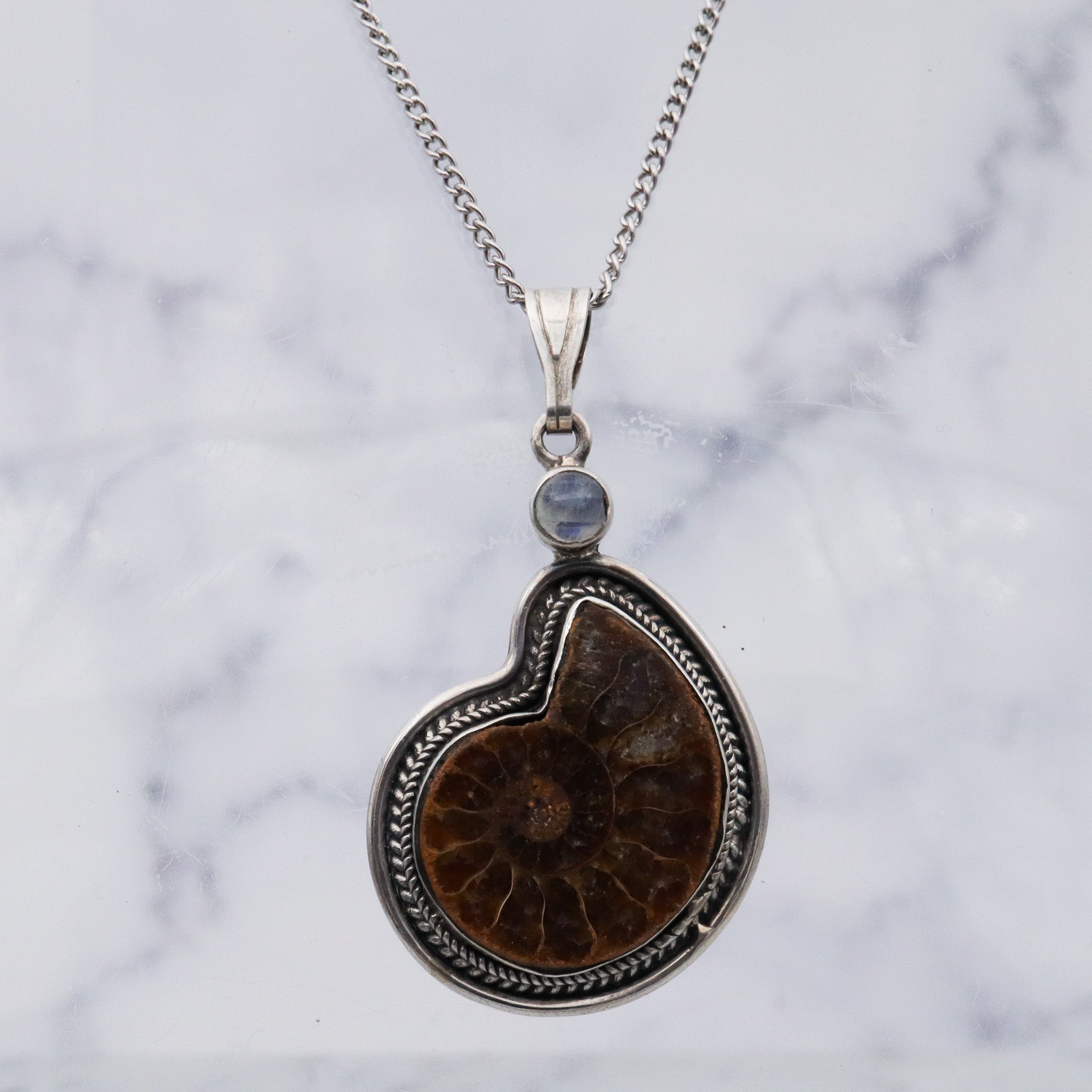 Vintage sterling silver, ammonite & rainbow moonstone pendant